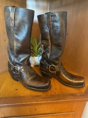 Acme vintage men’s model 9865 harness boots  7.5D